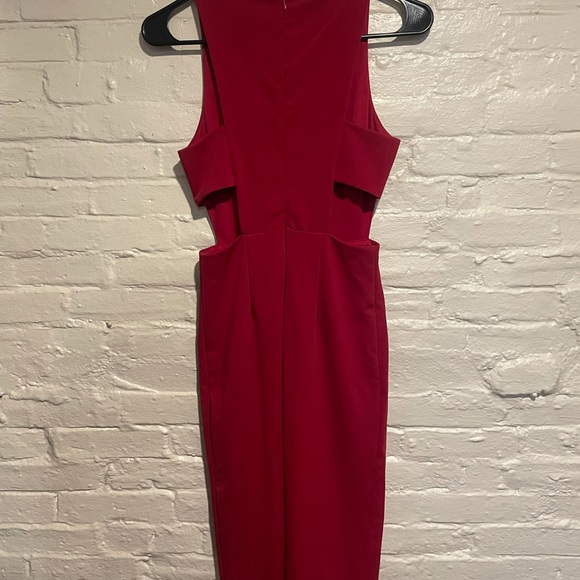 Deep red cut out dress - Picture 4 of 5